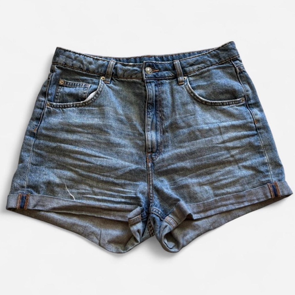 Divided Light Blue Denim Jeans